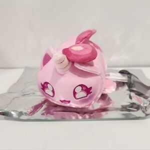 Lululemon Mens Large ? Gray Graphic T Shirt Friends Are More Important Money